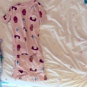 Hannah Anderson pink, brown and white and size 130 cm and size 8